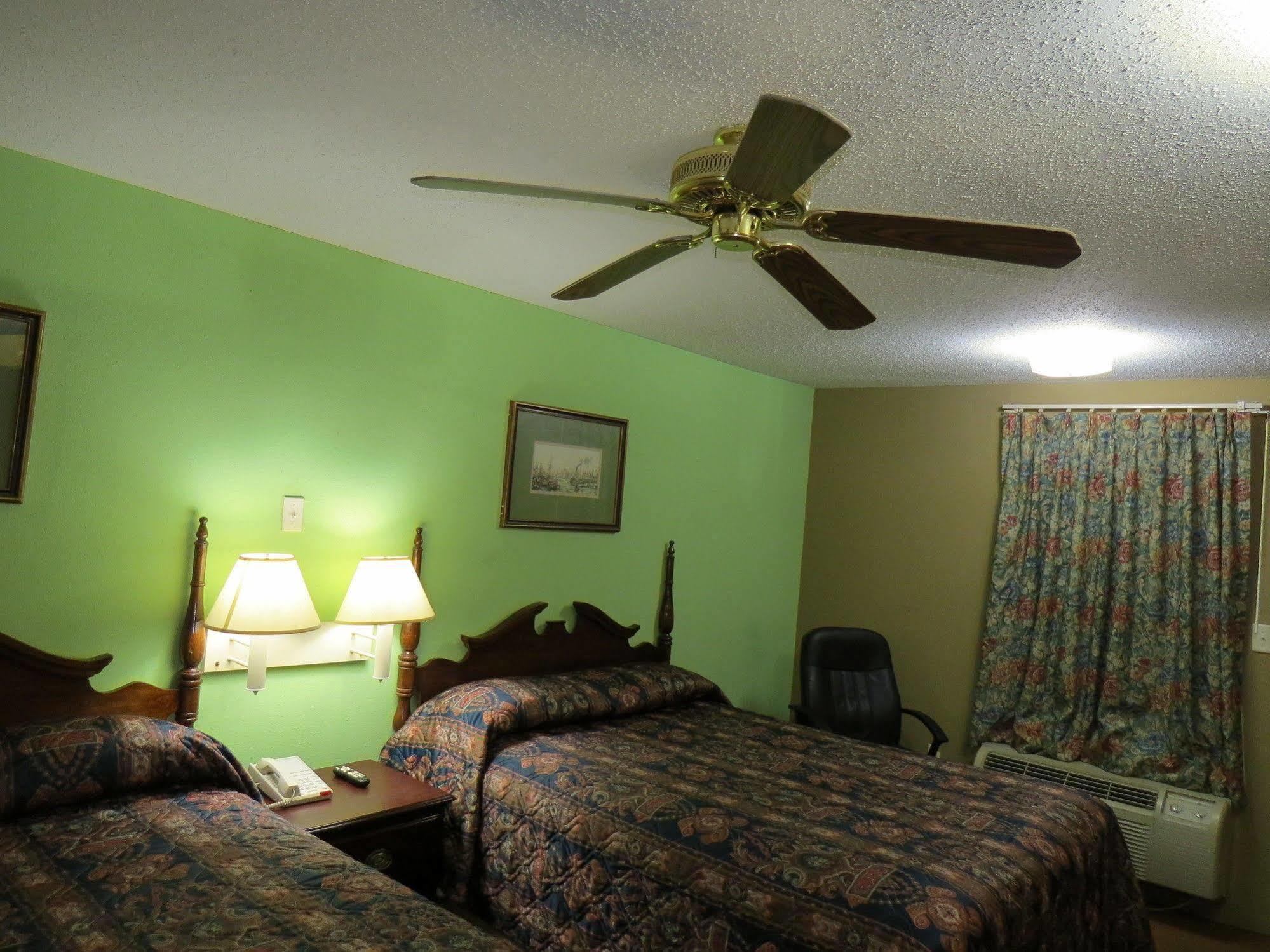 First Western * Caseyville